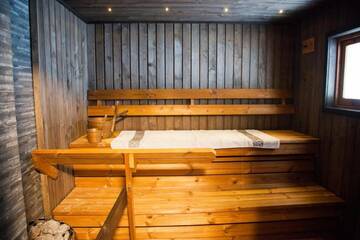 Фото номера Дом с 2 спальнями Дома для отпуска Hillside Cottage г. Ивало 22