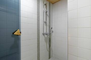 Фото номера Апартаменты с 2 спальнями Отель Kultahippu Hotel &amp; Apartments г. Ивало 4