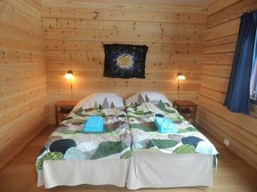Фото номера Двухместный номер с 2 отдельными кроватями Гостевой дом Guesthouse Husky г. Ивало 2