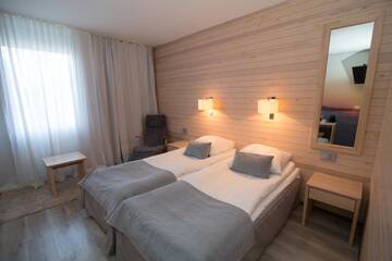 Фото номера Двухместный номер «Премиум» с 2 отдельными кроватями Отель Hotel Ivalo г. Ивало 4