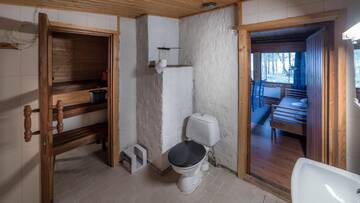 Фото номера Шале Курортные отели Ukonjärven Holiday Village г. Ивало 3