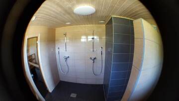 Фото номера Небольшой коттедж с общей ванной комнатой Курортные отели Näverniemi Holiday Center г. Ивало 16