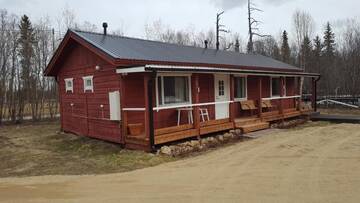 Фото номера Коттедж с 3 спальнями Курортные отели Näverniemi Holiday Center г. Ивало 10